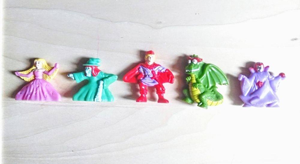 Brindes Nestlé antigos.