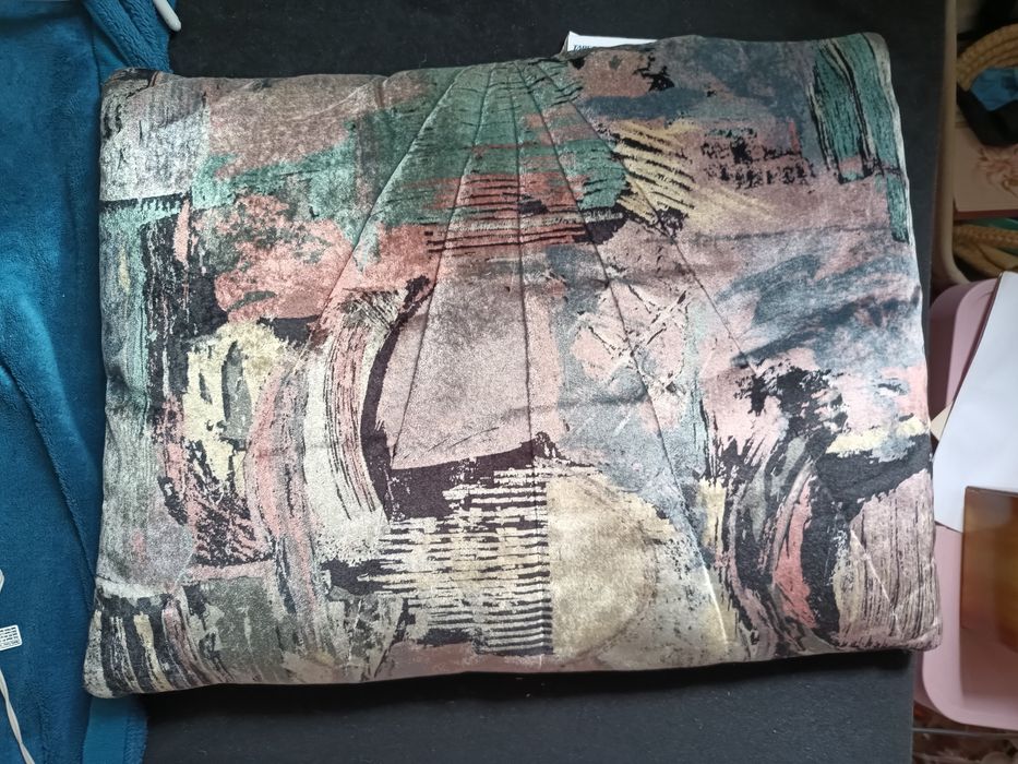 Komplet pościeli plus dodatki