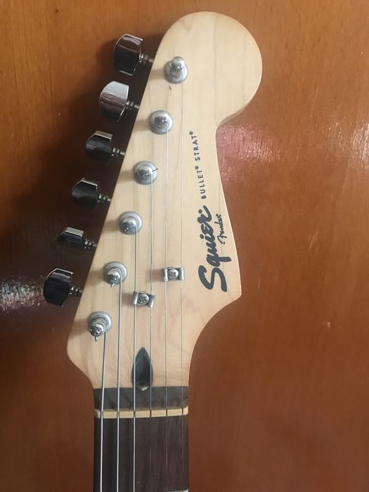 Гітара електрична