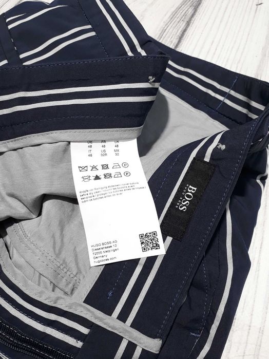 Шорти HUGO BOSS розмір 48