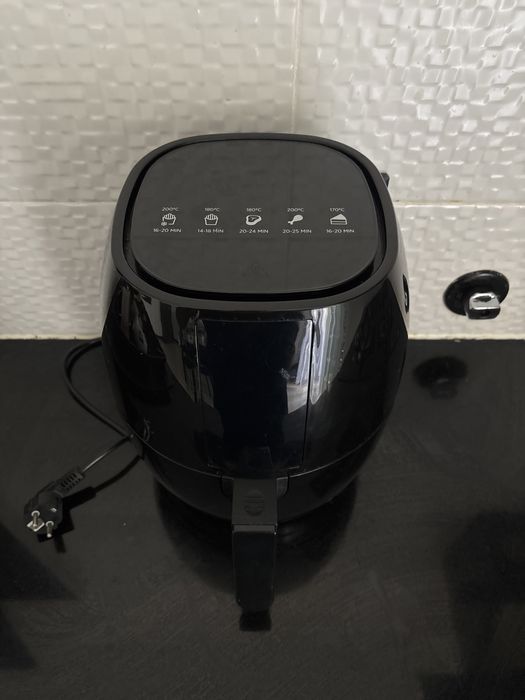 Air Fryer cor preta