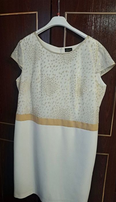 Жіноче плаття 48 розмір