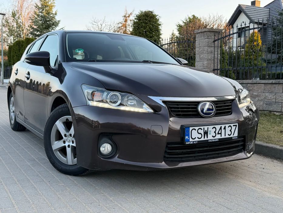 Lexus CT 2014r. 1.8 hybryda Alcantara Navi TomTom Serwis ZAREJESTROWANY