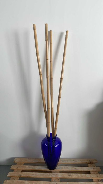 Jarra azul e Canas de bambu - Vendido em separado433902761259847681
