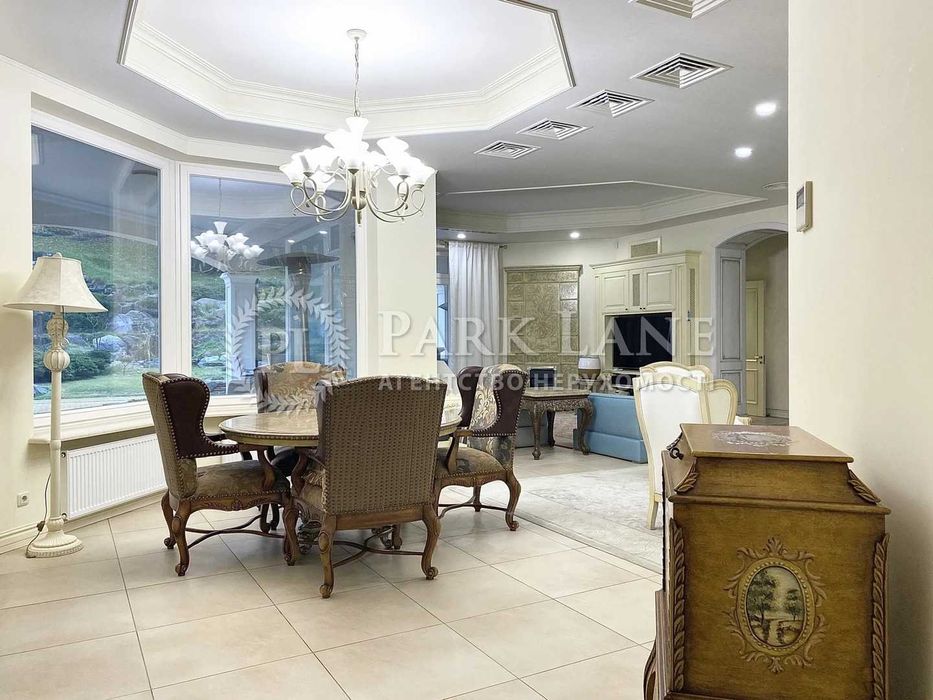 Оренда будинку Лісники. Будинок під горою. 1.3га землі.