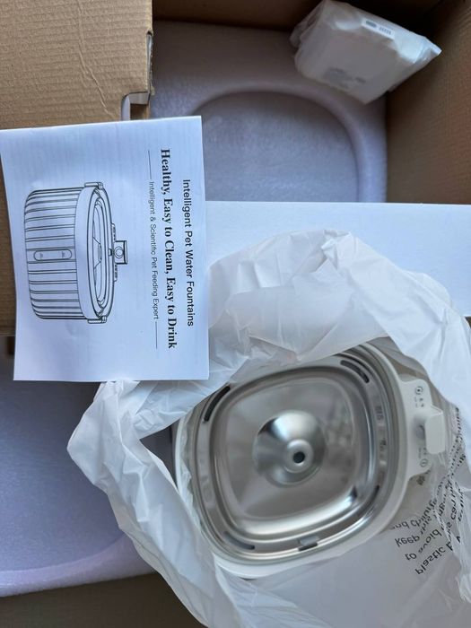 Фонтан поїлка для собак електрична