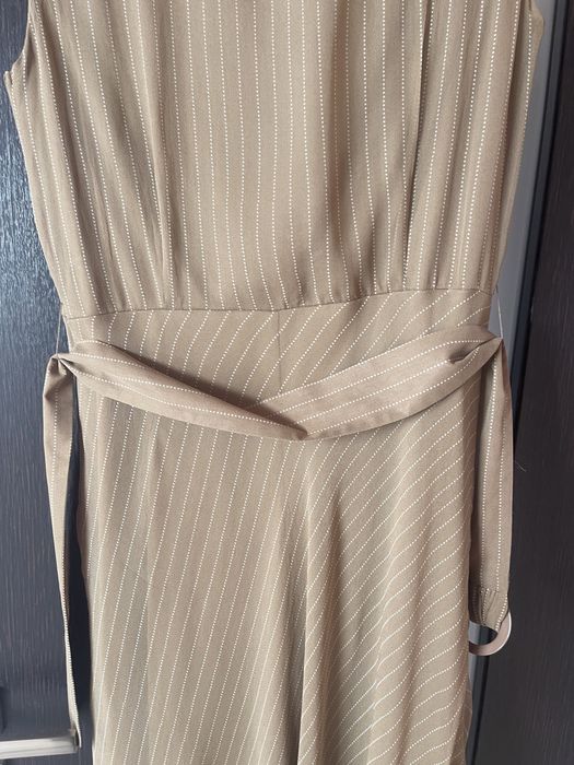 Pacxka ubrań. Guess. Lee. Aryton. Simple.