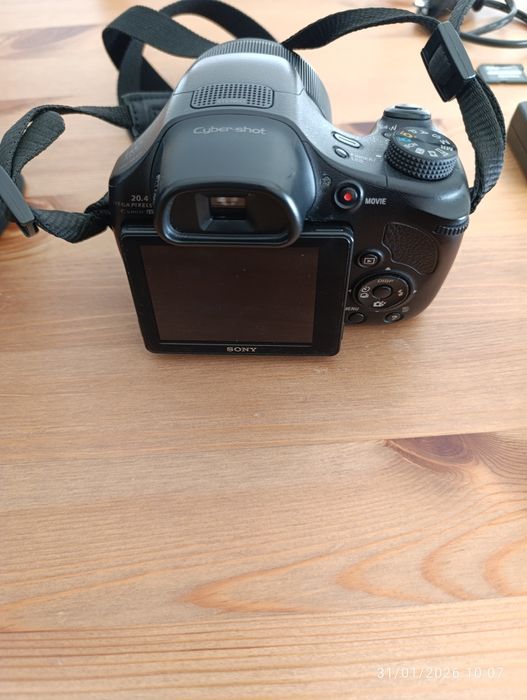 Sony Cyber-Shot DSC-HX400