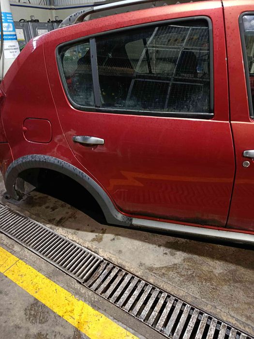 Porta trás direita DACIA Sandero (BS_)