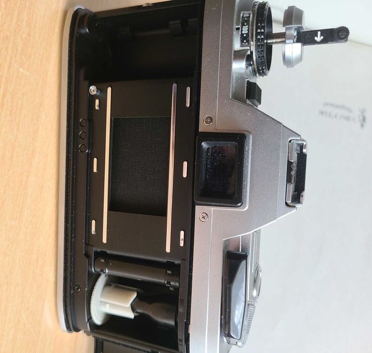 фотоапарат плівковий Minolta x300 з об'єктивом EXAKTA