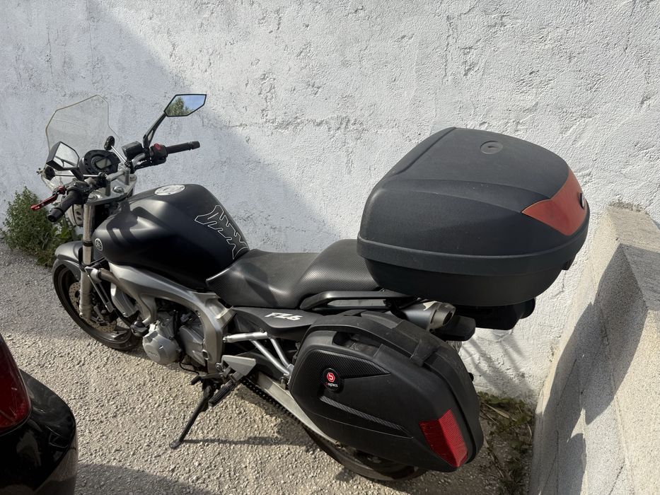 Yamaha fz6 com kit malas