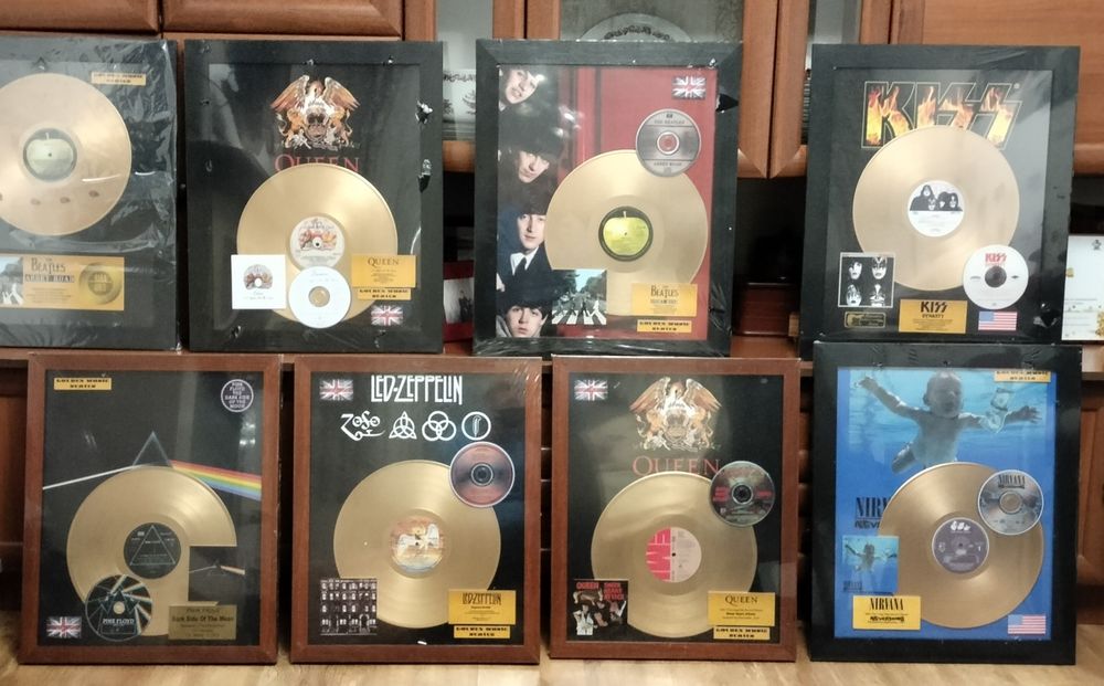 HANDMADE "золота платівка" на стіну.