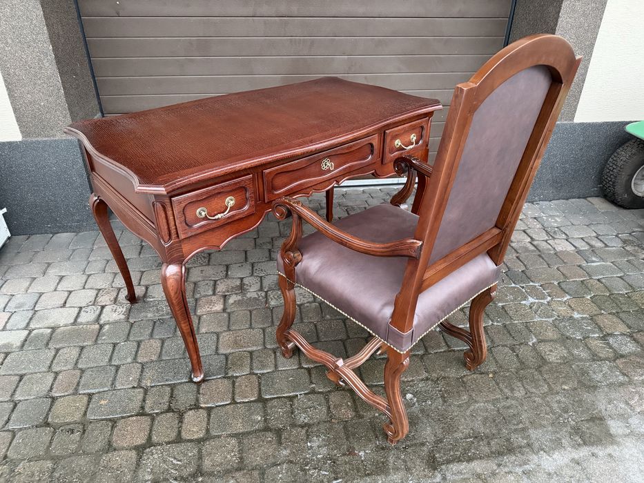 Biurko ludwikowskie dąb 135 szer Ludwik XV giete nóżki oczyszczone