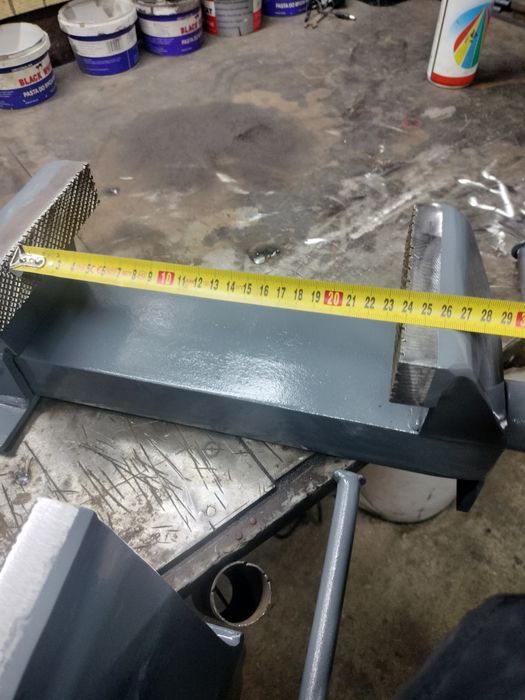 Duże imadło stalowe