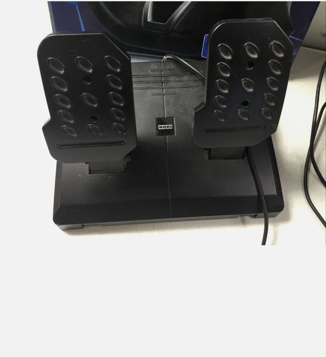 Volante PS4 com suporte ( RWA HORI)