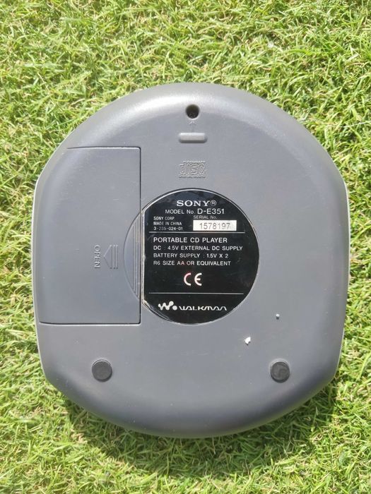 Sony D-E351 | Leitor de CD Portátil | Com Caixa, Manuais e Carregador
