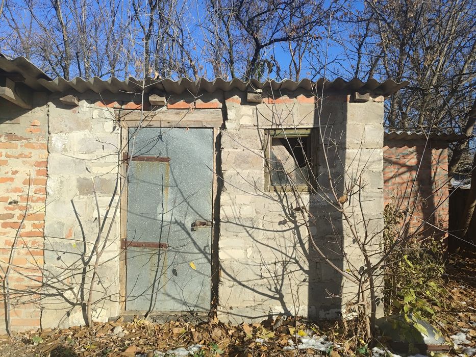 Кегичівка! Продам 2 сараї разом в центрі селища!