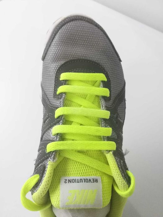 Ténis Nike de mulher, usado, tamanho 37,5