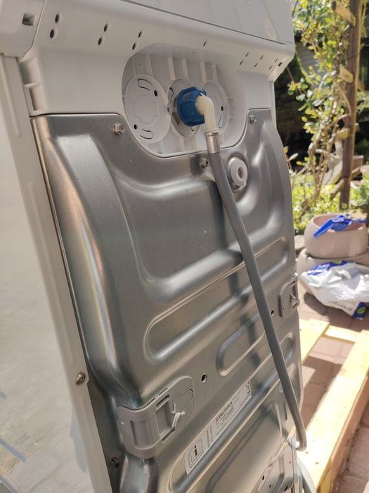 Pralka Electrolux górny wsad 6kg