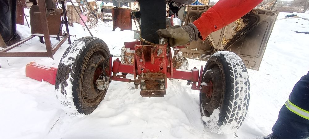 Адаптер до мотоблока з кермом, 4 педалями та дисковими гальмами.     .