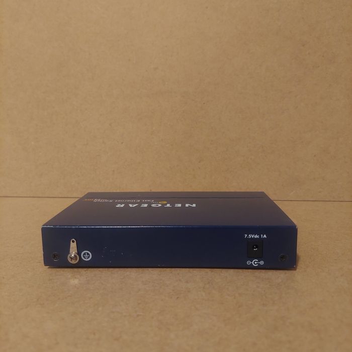 Netgear FS105 port 5