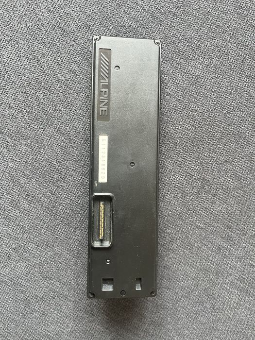 Panel radia ALPINE IDA-X311