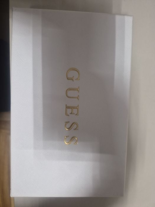 Portfel guess oryginalny