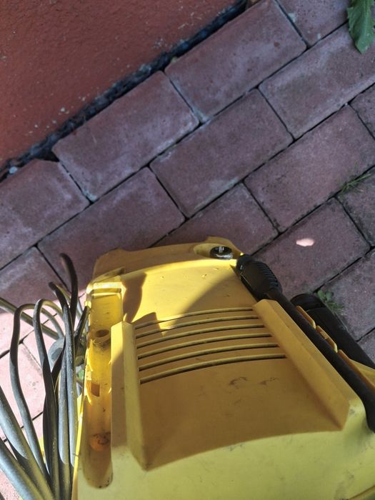 Karcher k2 używany