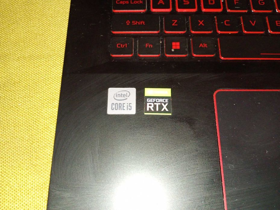 Acer Nitro 5 AN517-52 | i5-10300H | RTX 3050 | 16GB