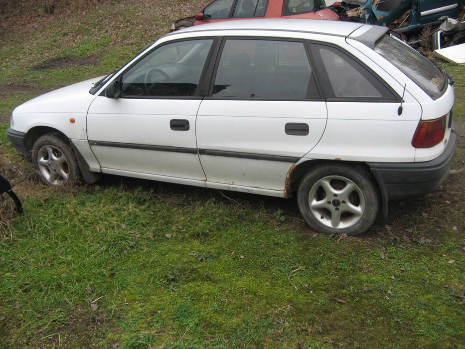 Opel Astra 1.4 Lpg 1999r na czesci