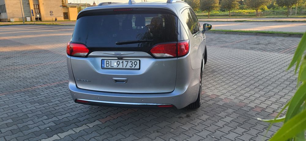 Chrysler Pacifica Touring L Plus 2018 rok 114 tys. KM , doinwestowane bez wkładu