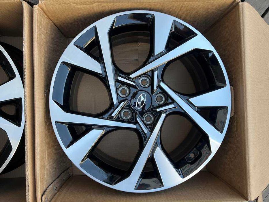 Oryginał felgi 18cali Hyundai I30 Kona Avante Tuscon Sonata nr8047