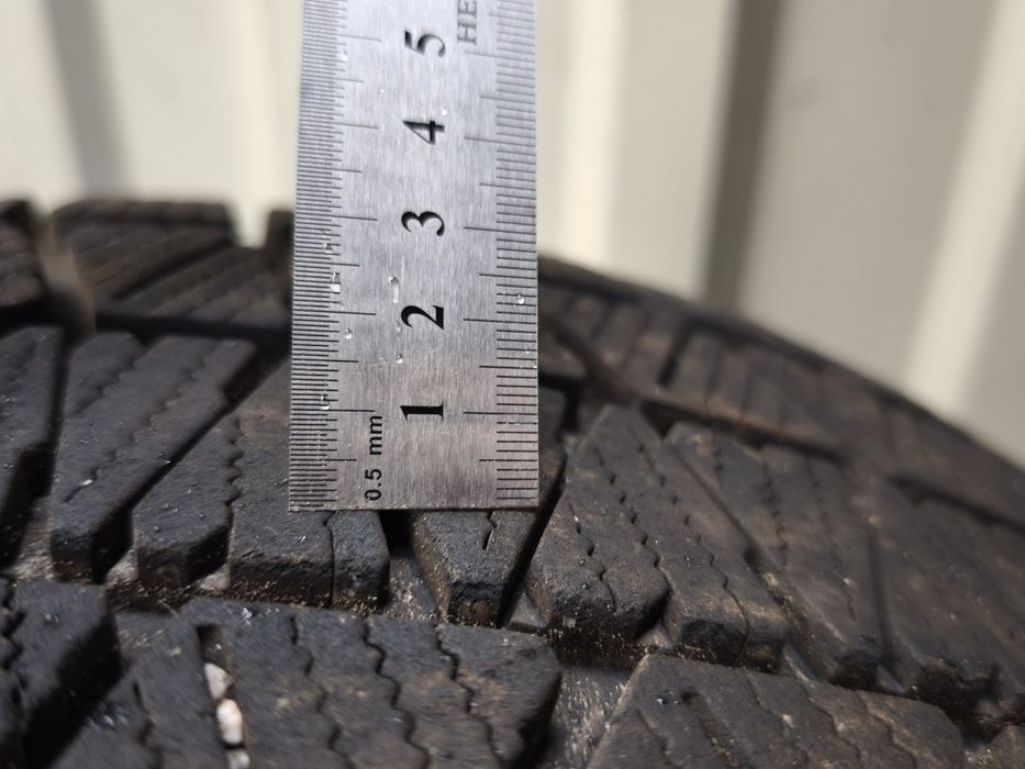 Шини Bridgestone Blizzak DM-V3 265/65 R17