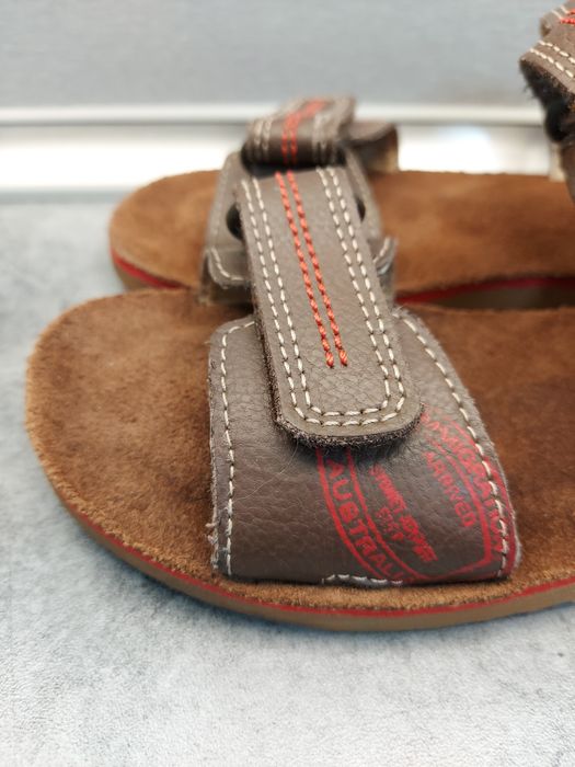 Sandały Clarks roz.32 skóra naturalna