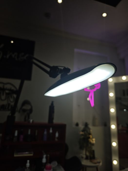 Манікюрний стіл з витяжкою,крісло,лампа,підлокітник  Франківськ