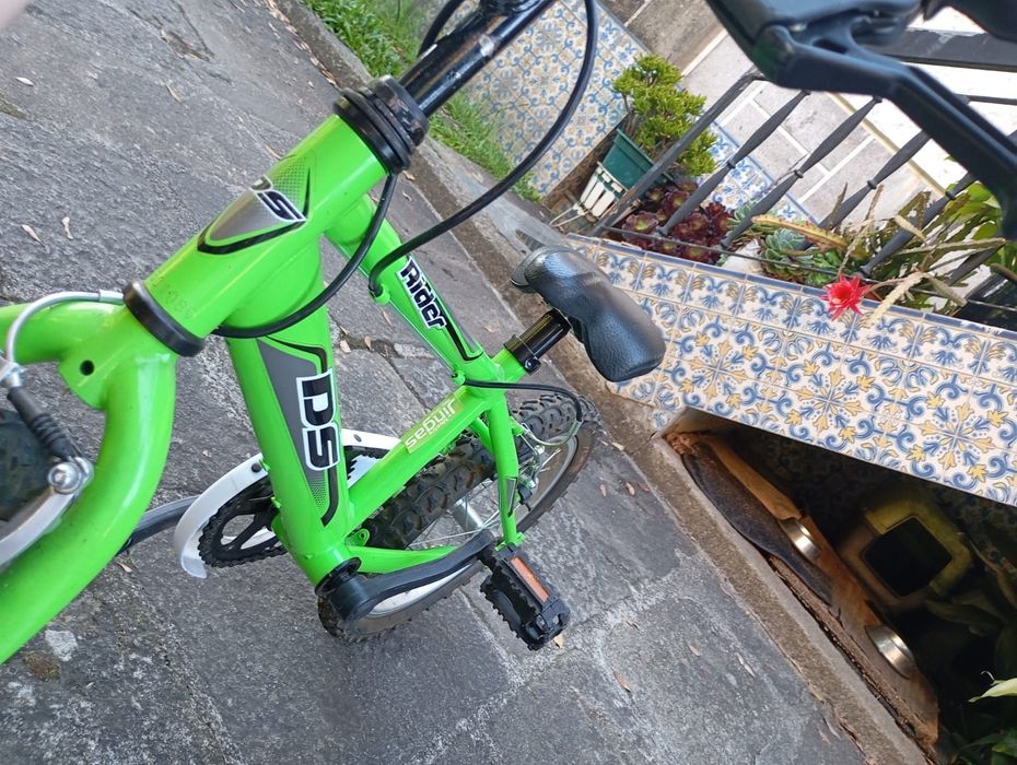 Bicicleta para criança (aprendizagem)