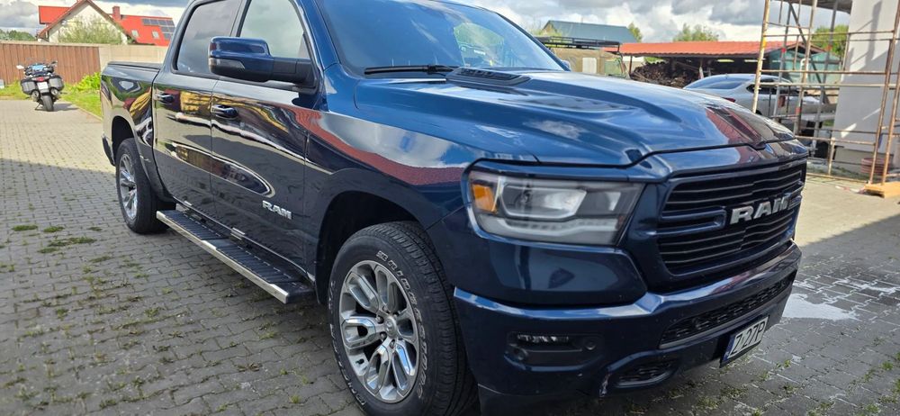 RAM 1500 Dodge RAM 5.7 1500 Laramie V8 HEMI+LPG