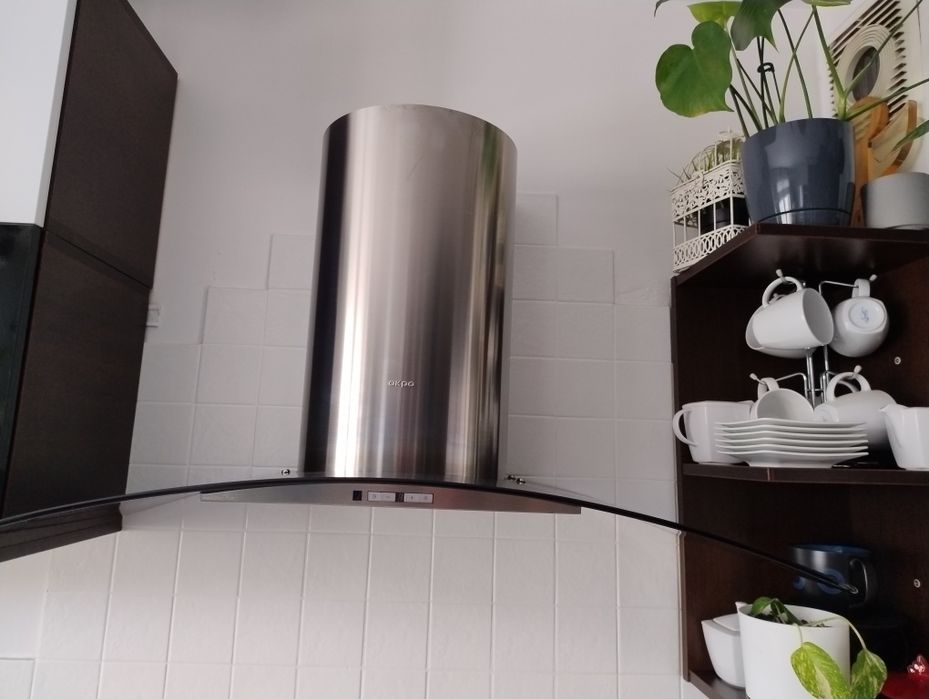 Okap szklany sprawny