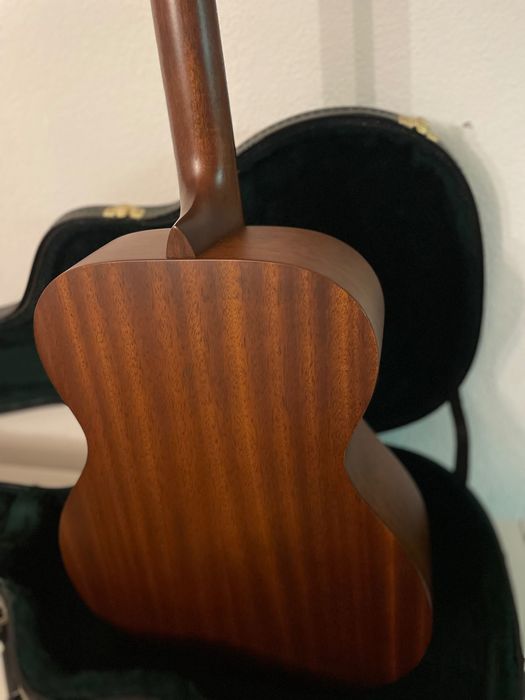 Martin 000-15m acoustic guitar