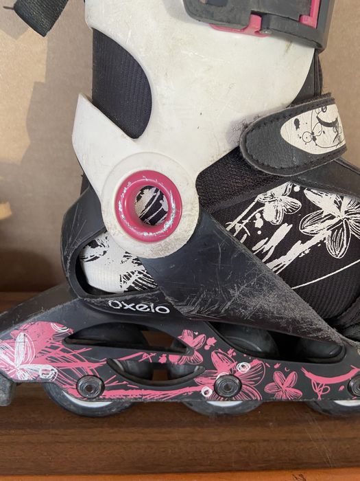 Patins em linha e proteccao capacete