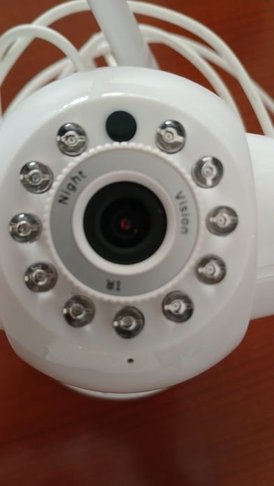 Câmara de Vigilância IP WiFi ESCAM QF001
