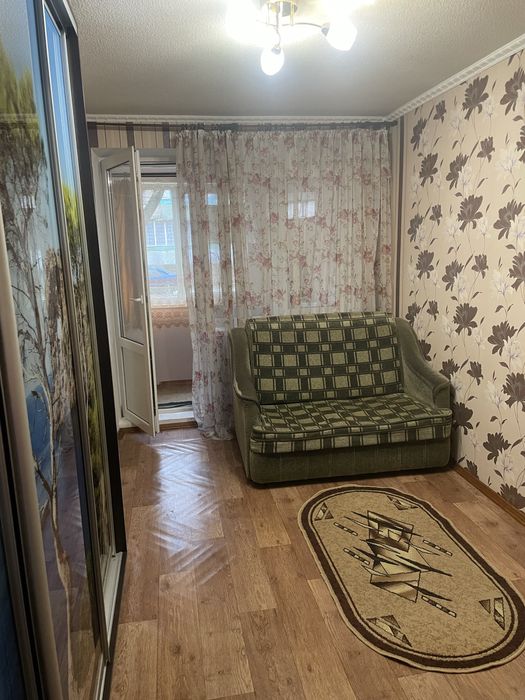 Здаю кімнату в гуртожитку