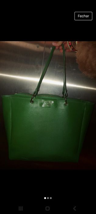 Mala Guess Luxe em pele verdadeira