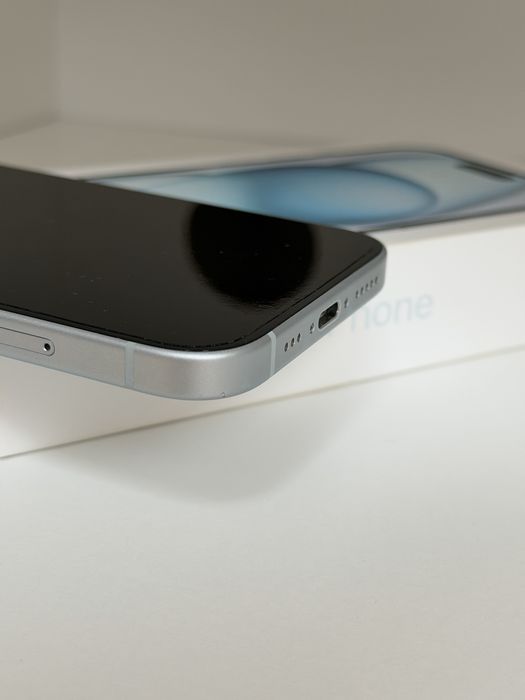 Iphone 15 128GB niebieski