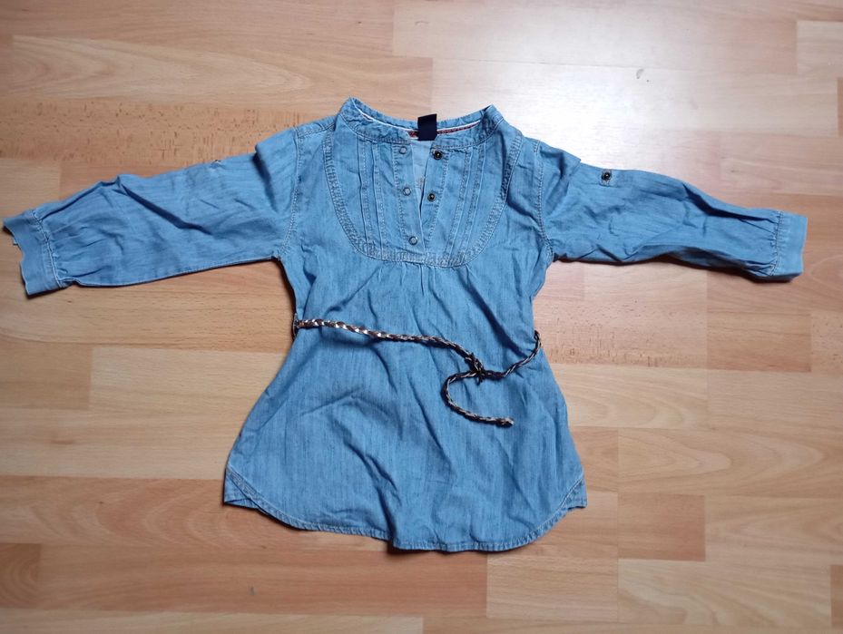 4 vestidos 2/3 anos