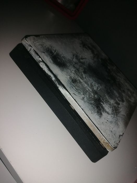Ps4 slim modificada e jogos