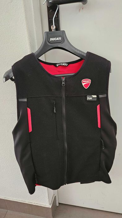 Ducati Smart Jacket by Dainese
