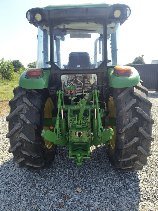 John deere 6135B