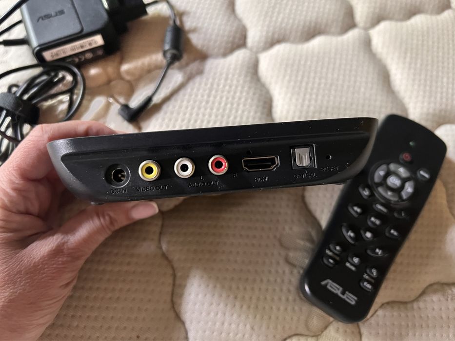 Медіаплеєр ASUS O! Play mini