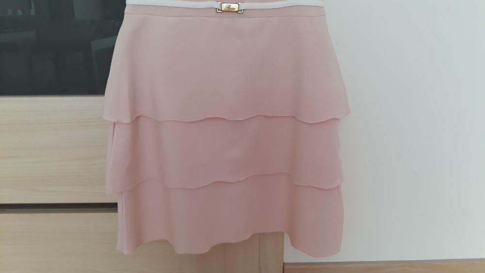 Różowa sukienka Roco